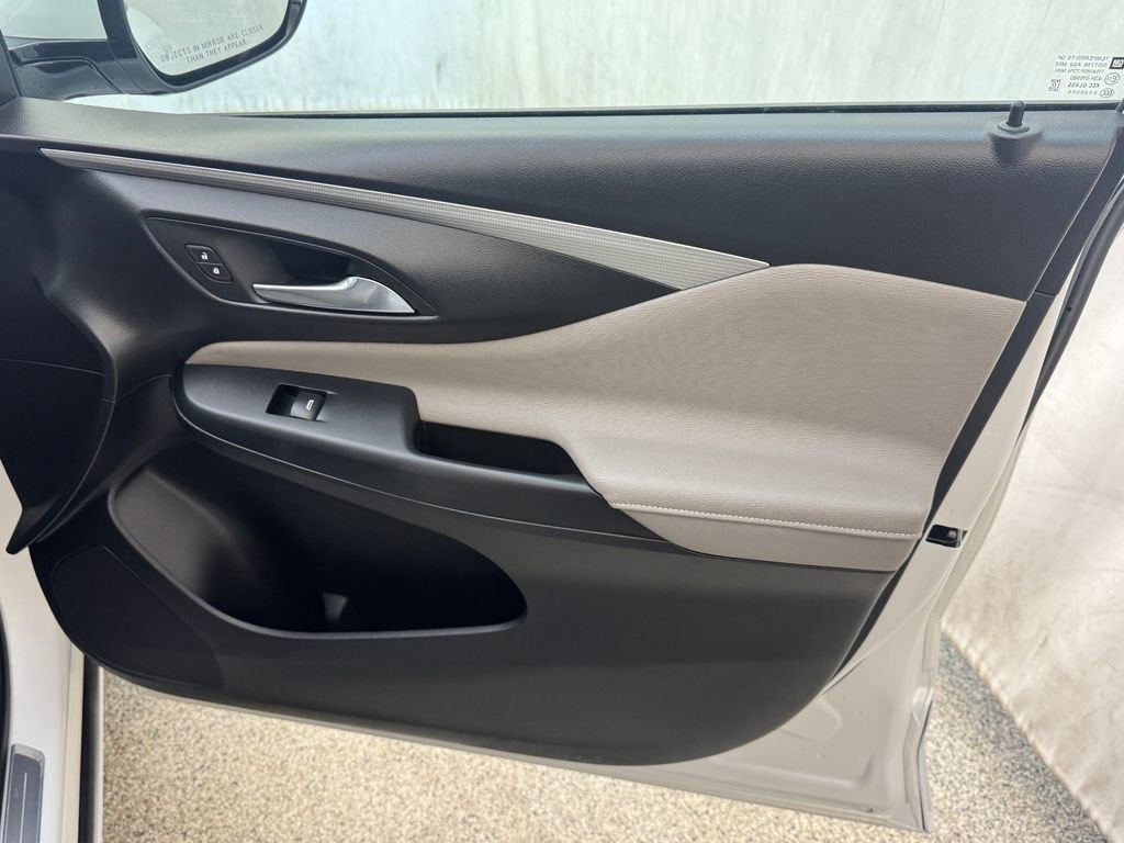 Certified 2024 Buick Envista Avenir FWD image 24