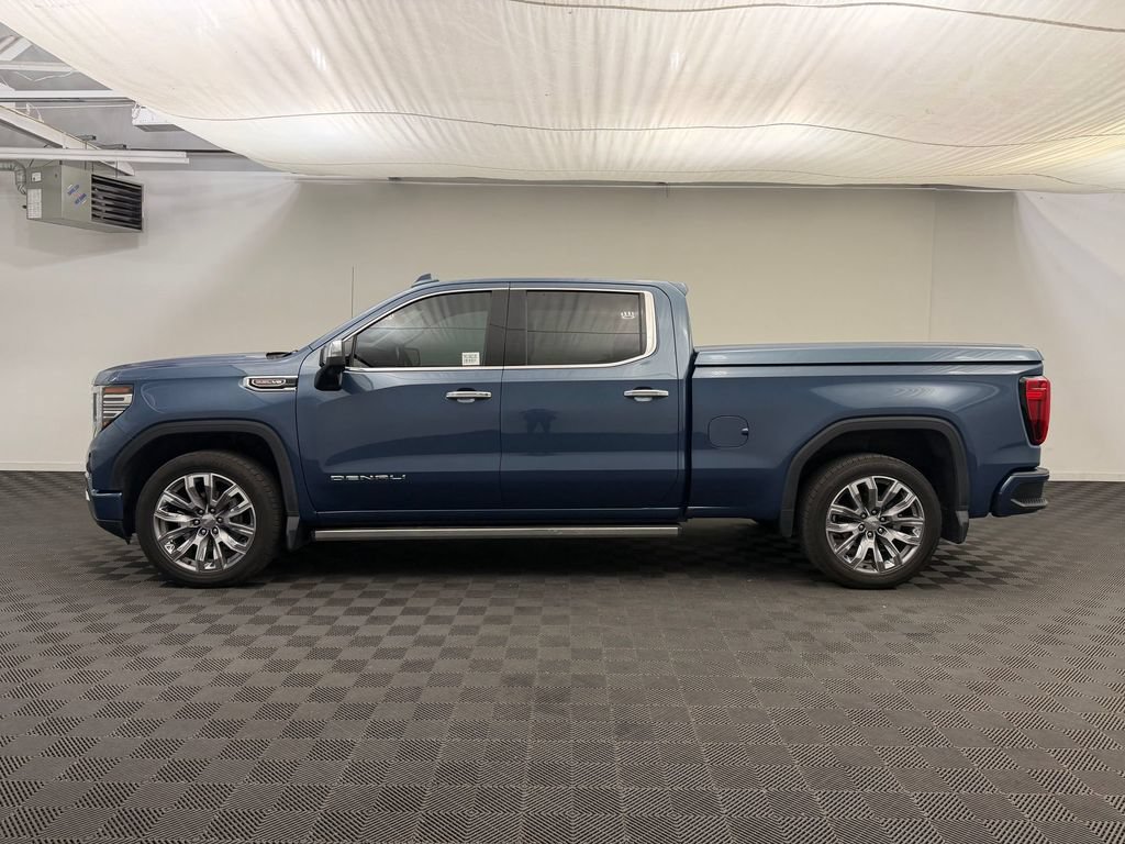 Used 2024 GMC Sierra 1500 Denali w/ Denali Reserve Package AWD/4WD image 2