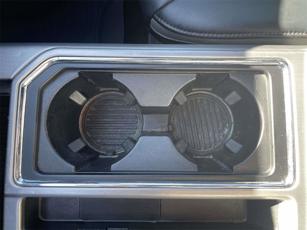 Used 2020 Ford F150 Platinum w/ Equipment Group 701A Luxury image 18