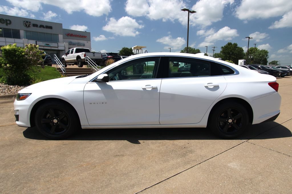 Used 2024 Chevrolet Malibu LT FWD image 15