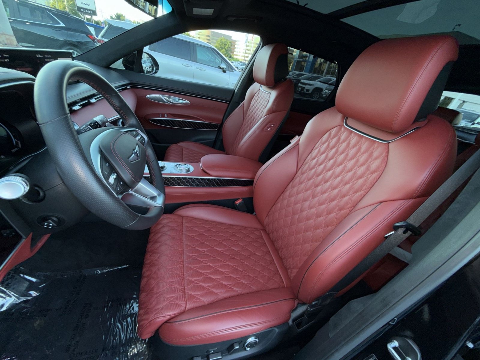 Used 2024 Genesis GV70 3.5T Sport w/ Sport Prestige Package AWD/4WD image 13