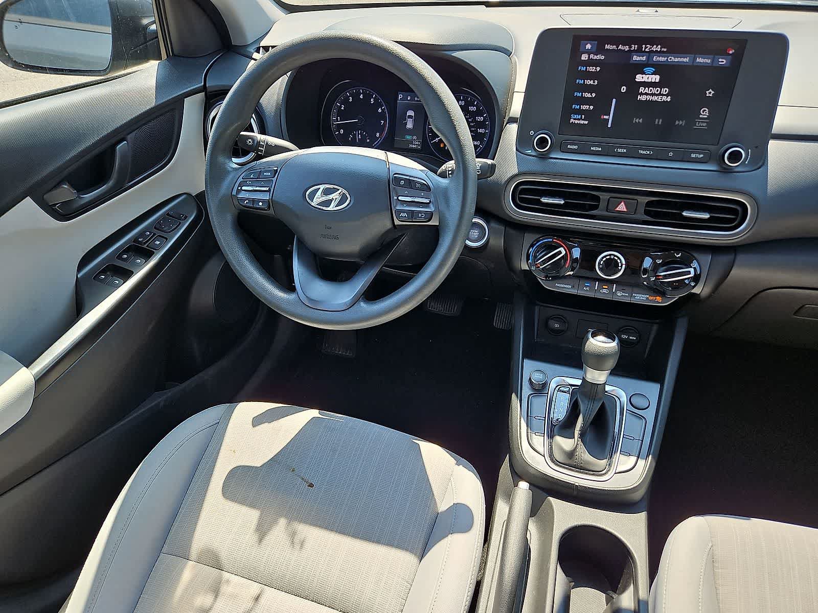 Used 2023 Hyundai Kona SEL FWD image 10