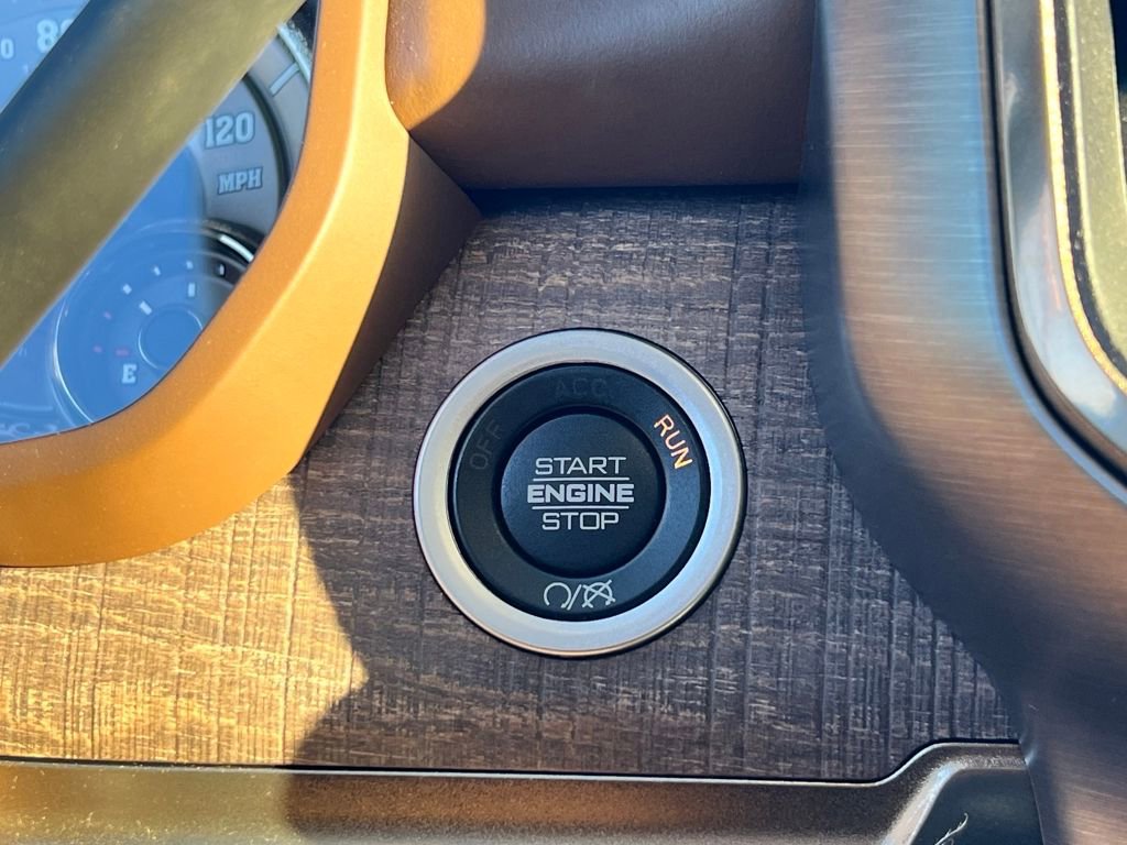 Used 2022 RAM 2500 Limited image 32