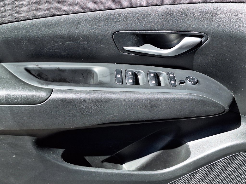 Certified 2023 Hyundai Tucson SEL w/ Convenience Package AWD/4WD image 8