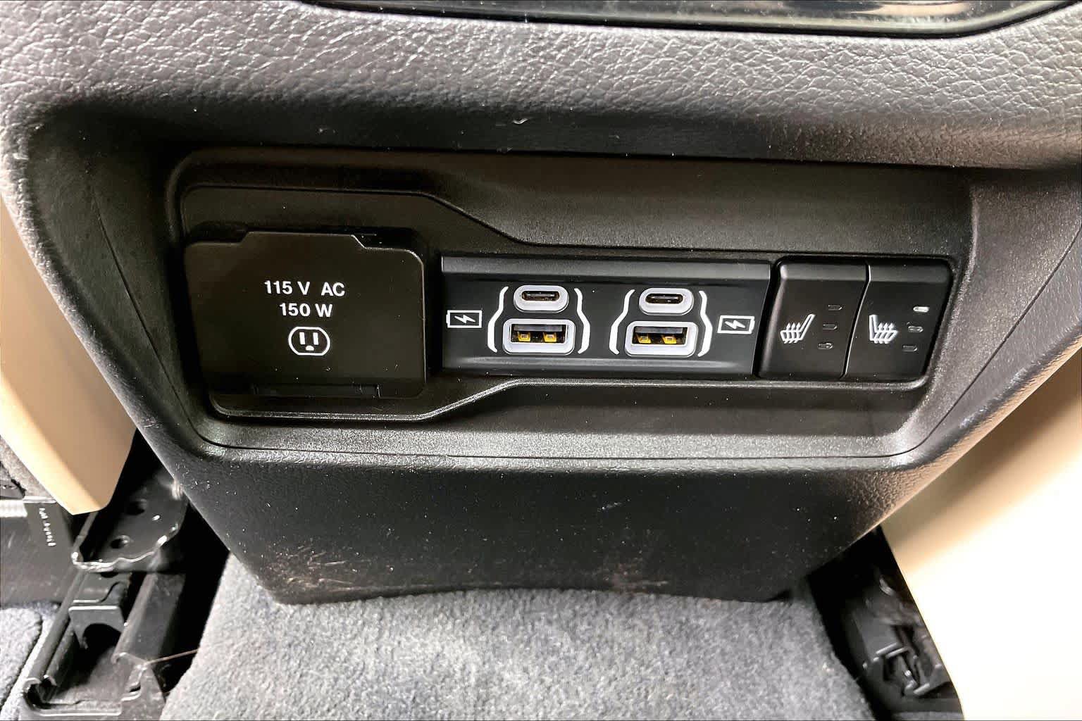 Used 2023 Jeep Grand Cherokee Limited w/ Trailer Tow Prep Group (B) RWD image 31