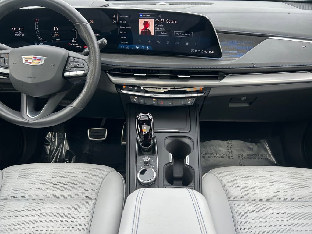 Used 2024 Cadillac XT4 Sport image 12