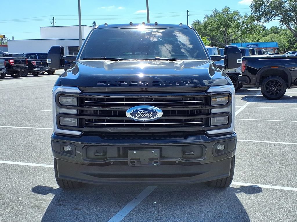 Used 2025 Ford F350 Platinum w/ FX4 Off-Road Package AWD/4WD image 2