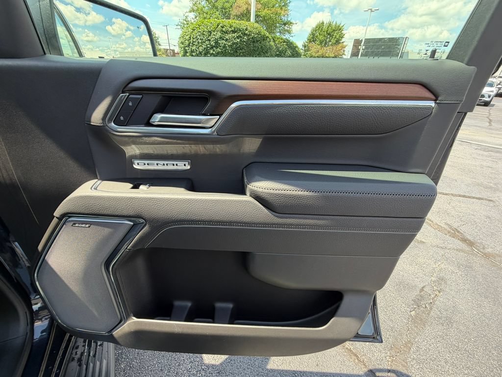 Certified 2026 GMC Sierra 1500 Denali AWD/4WD image 17