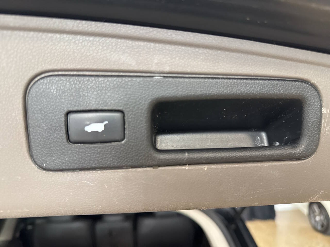 Used 2013 Honda Odyssey Touring Elite image 29