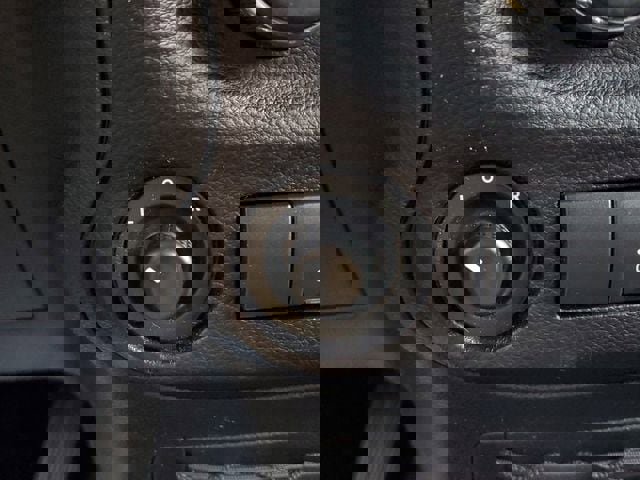 Certified 2017 Jeep Wrangler Unlimited Sahara w/ Connectivity Group image 27