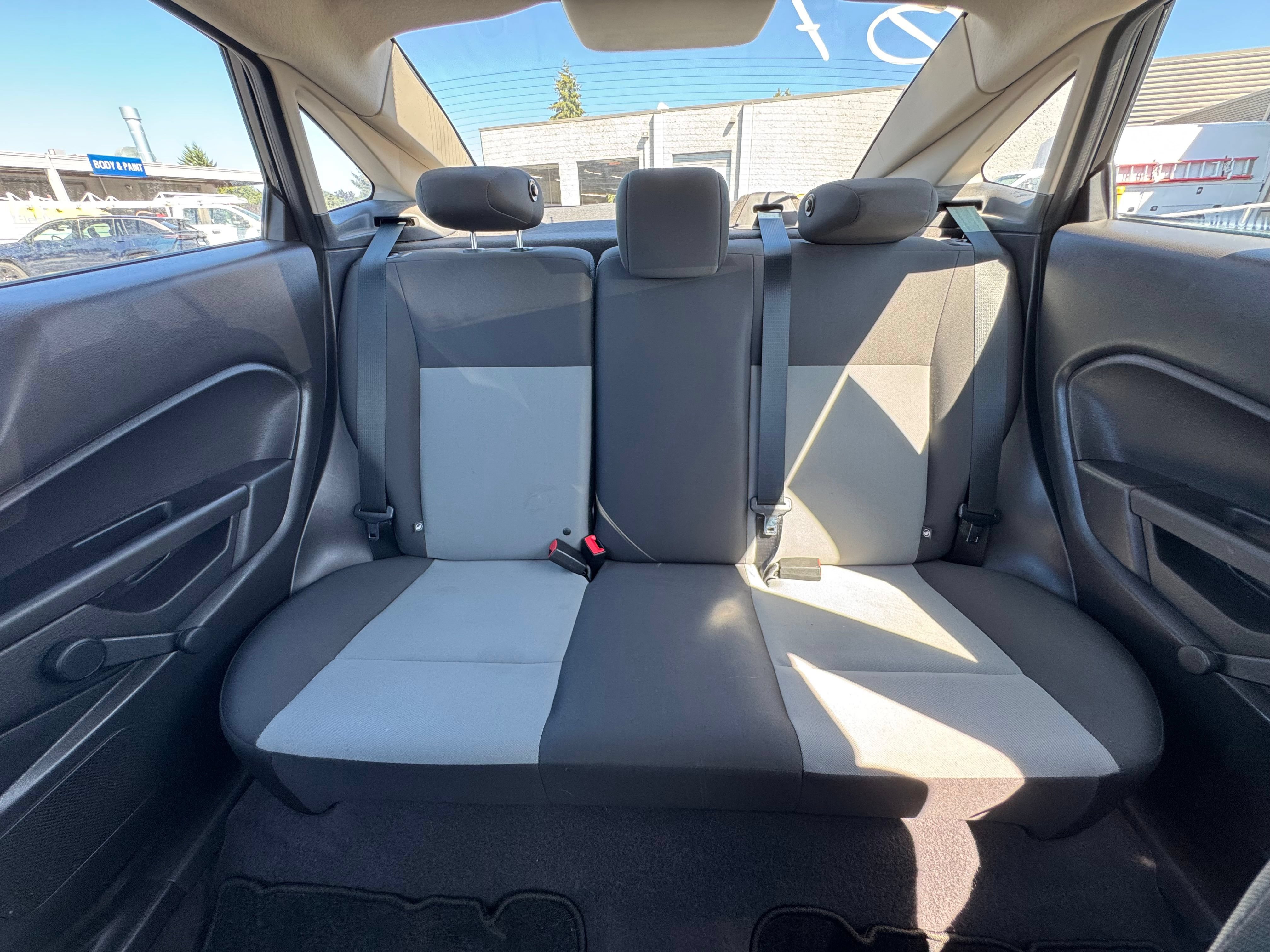 Used 2017 Ford Fiesta S FWD image 27