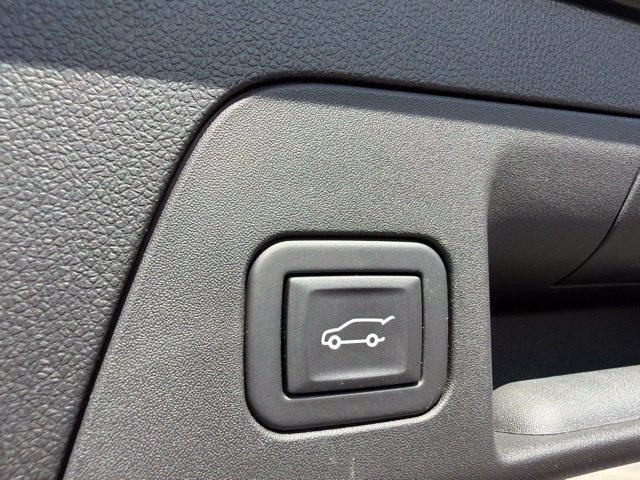 Certified 2023 Buick Envision Preferred AWD/4WD image 24