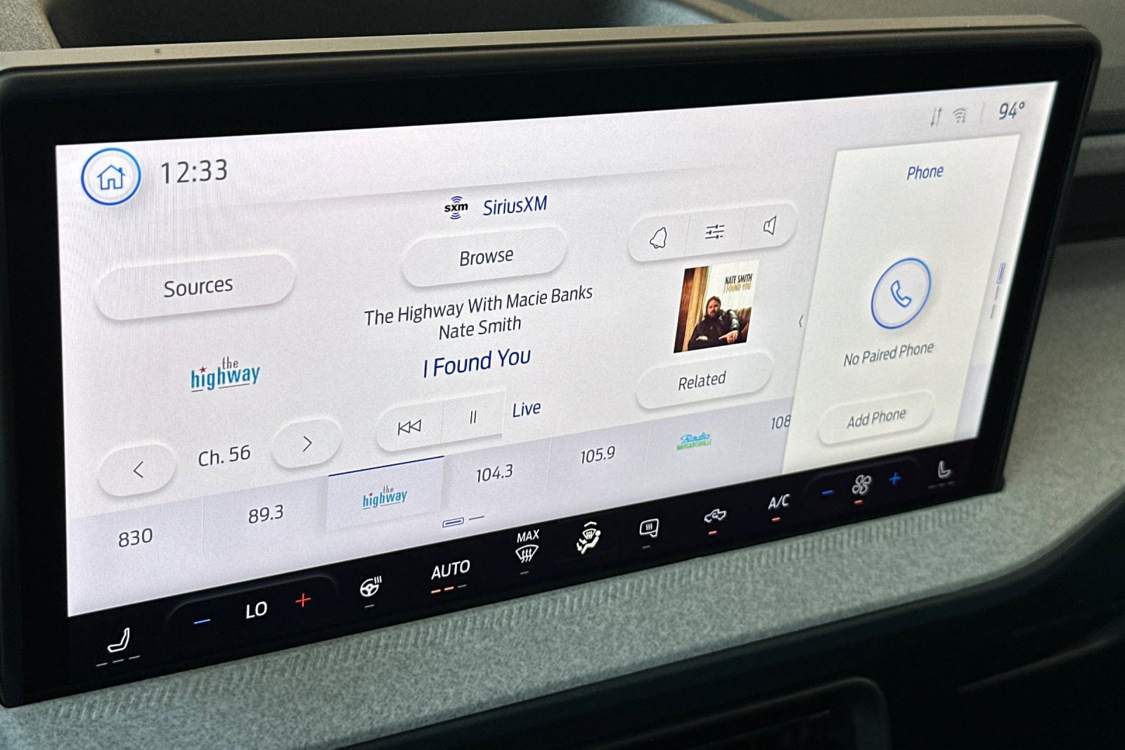 New 2025 Ford Maverick XLT w/ XLT Luxury Package image 17