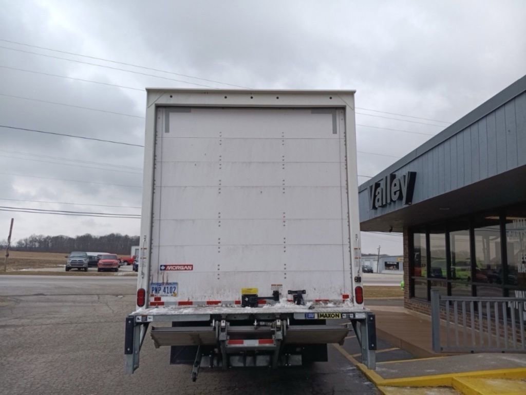 Used 2023 Chevrolet Low Cab Forward 5500XD image 4