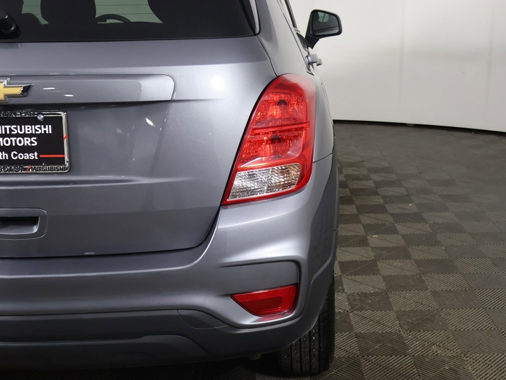 Used 2020 Chevrolet Trax LS w/ Tint and Cruise Package image 13