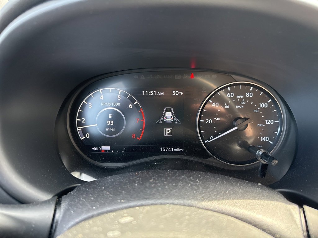 Used 2024 Nissan Kicks SR w/ SR Premium Package image 7