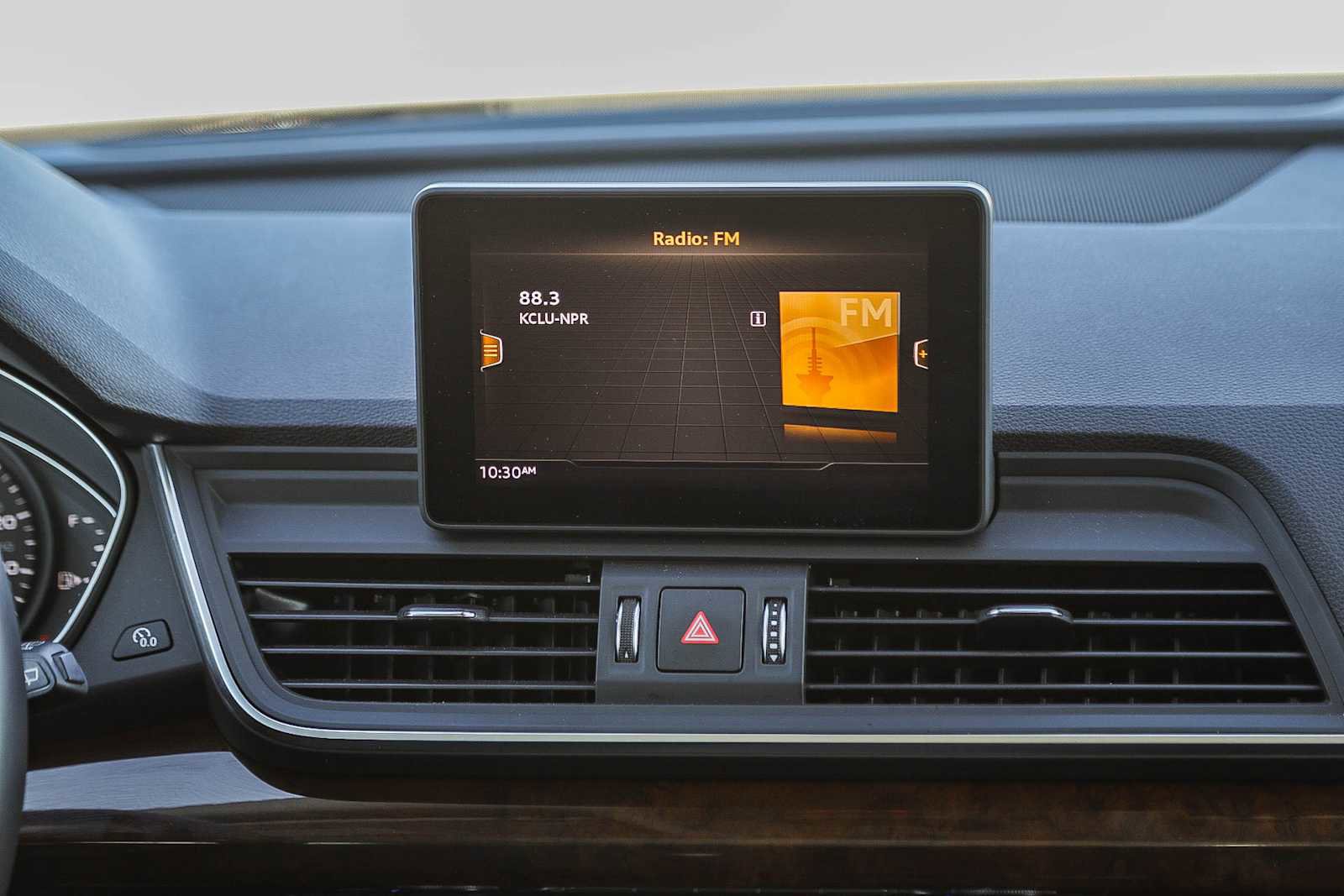 Used 2020 Audi Q5 2.0T Premium w/ Convenience Package image 13