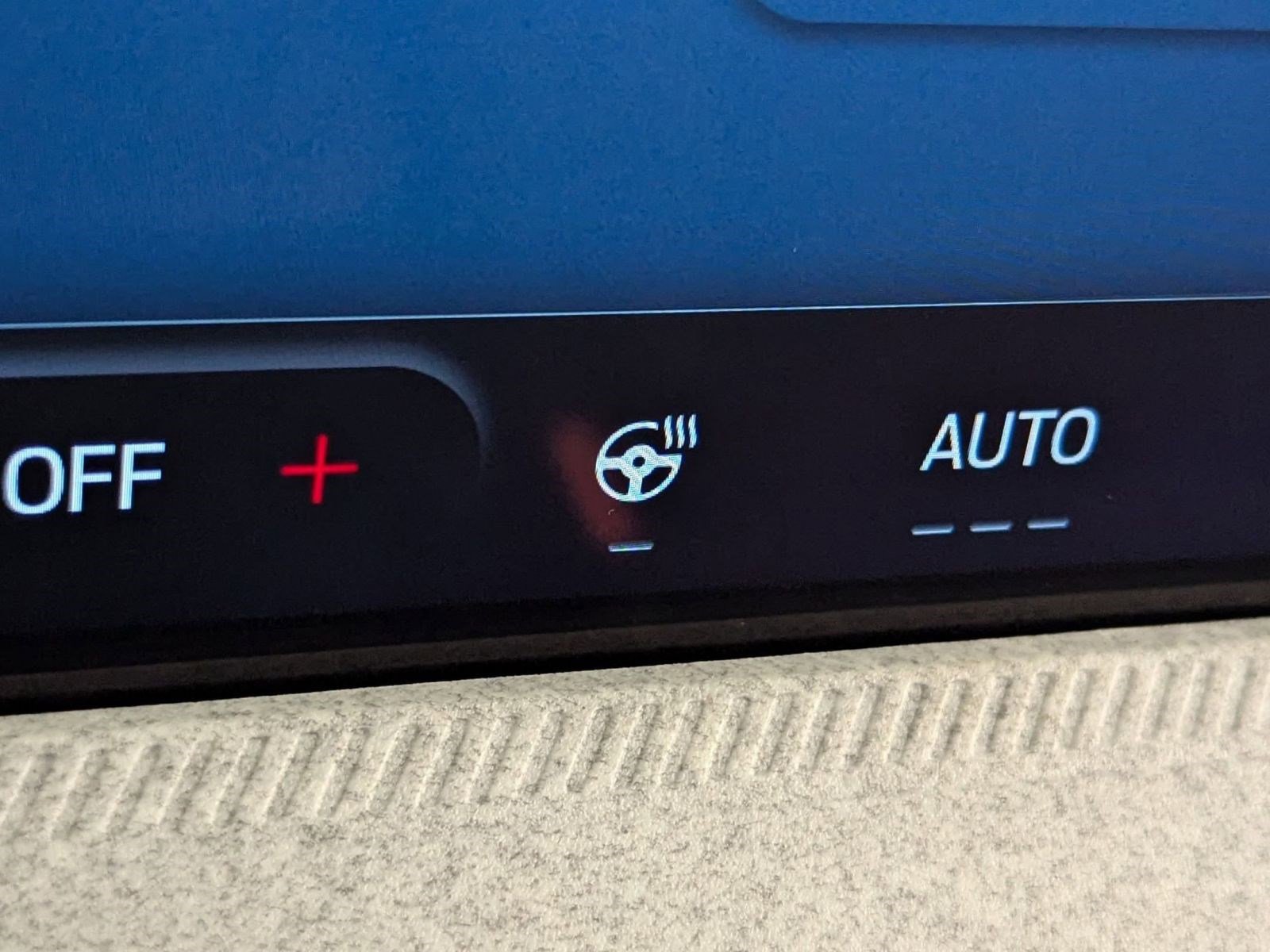 New 2025 Ford Maverick XLT w/ XLT Luxury Package image 29