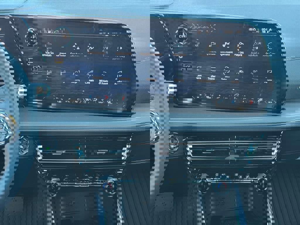 New 2026 Chevrolet Traverse LT w/ Driver Confidence Package image 8