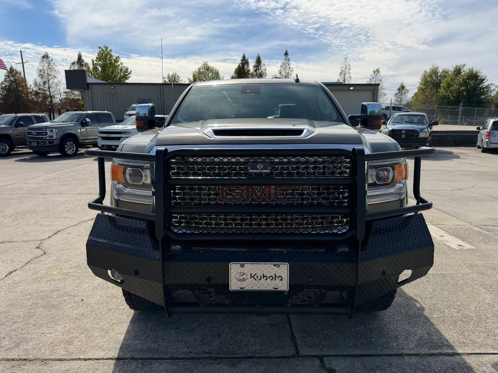 Used 2017 GMC Sierra 2500 Denali w/ Duramax Plus Package image 8