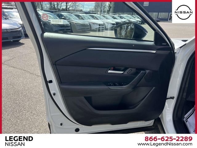 Used 2025 MAZDA CX-50 AWD 2.5 S w/ Premium Package image 17