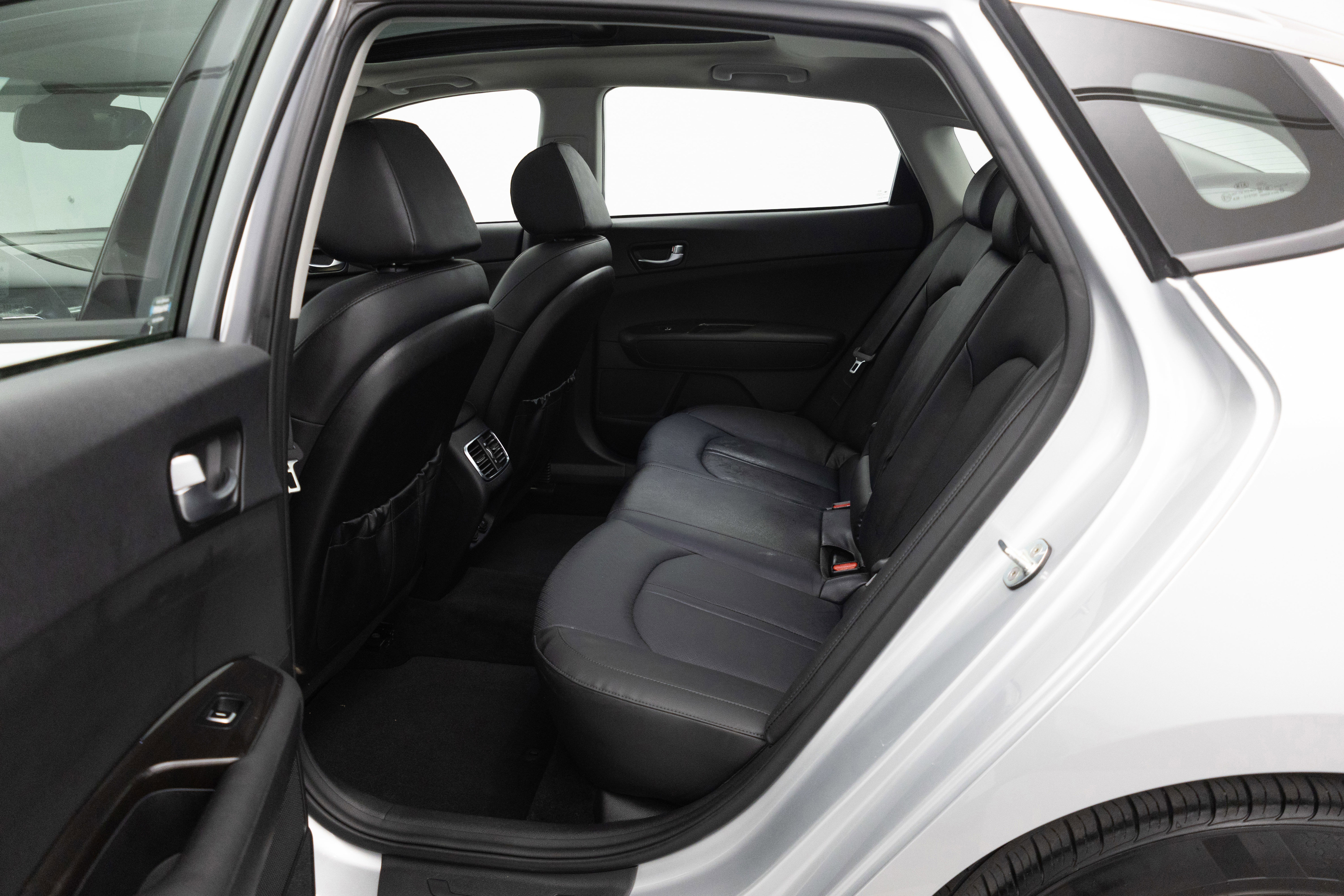 Used 2020 Kia Optima Premium image 27