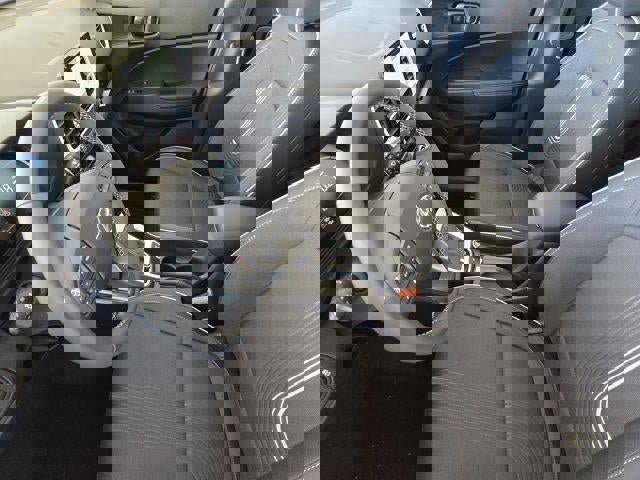 New 2025 Hyundai Venue Limited image 9