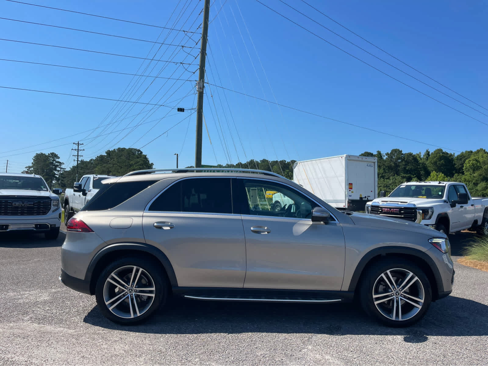 Used 2022 Mercedes-Benz GLE 350 image 4