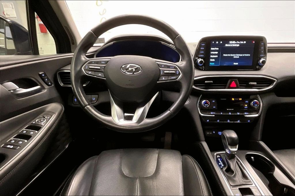 Used 2020 Hyundai Santa Fe Limited image 3