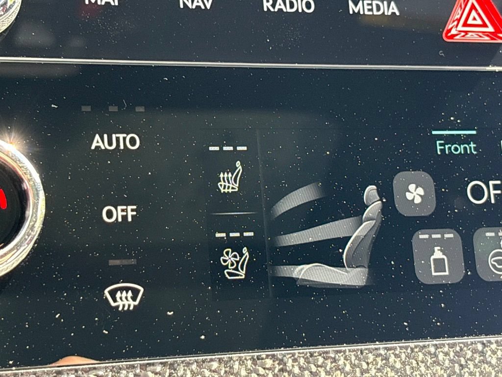 New 2026 Genesis GV80 3.5T e-SC AWD/4WD image 19