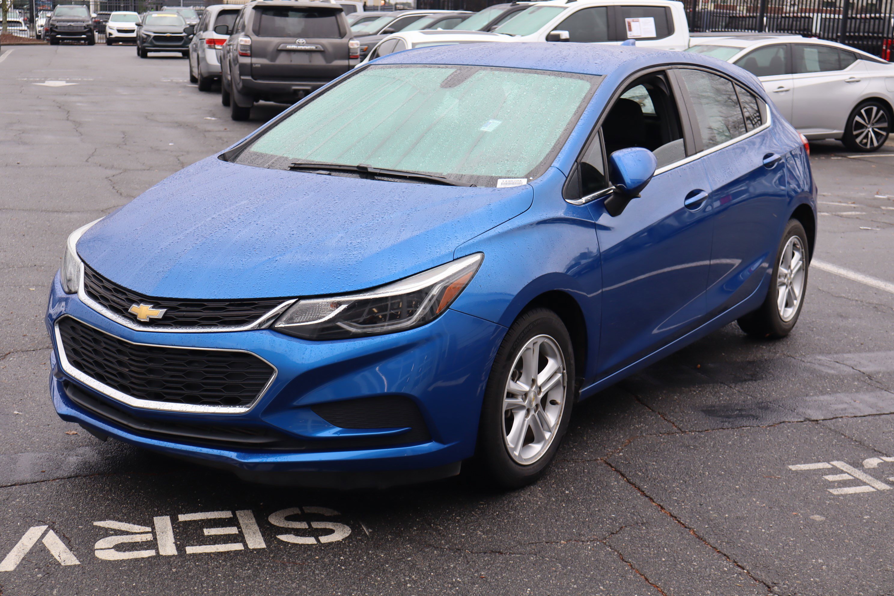 Used 2018 Chevrolet Cruze LT w/ Convenience Package image 5