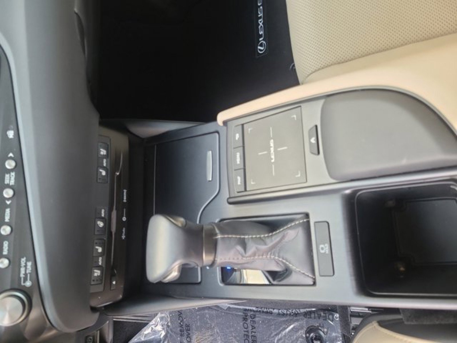 Used 2021 Lexus ES 250 w/ Premium Package image 15