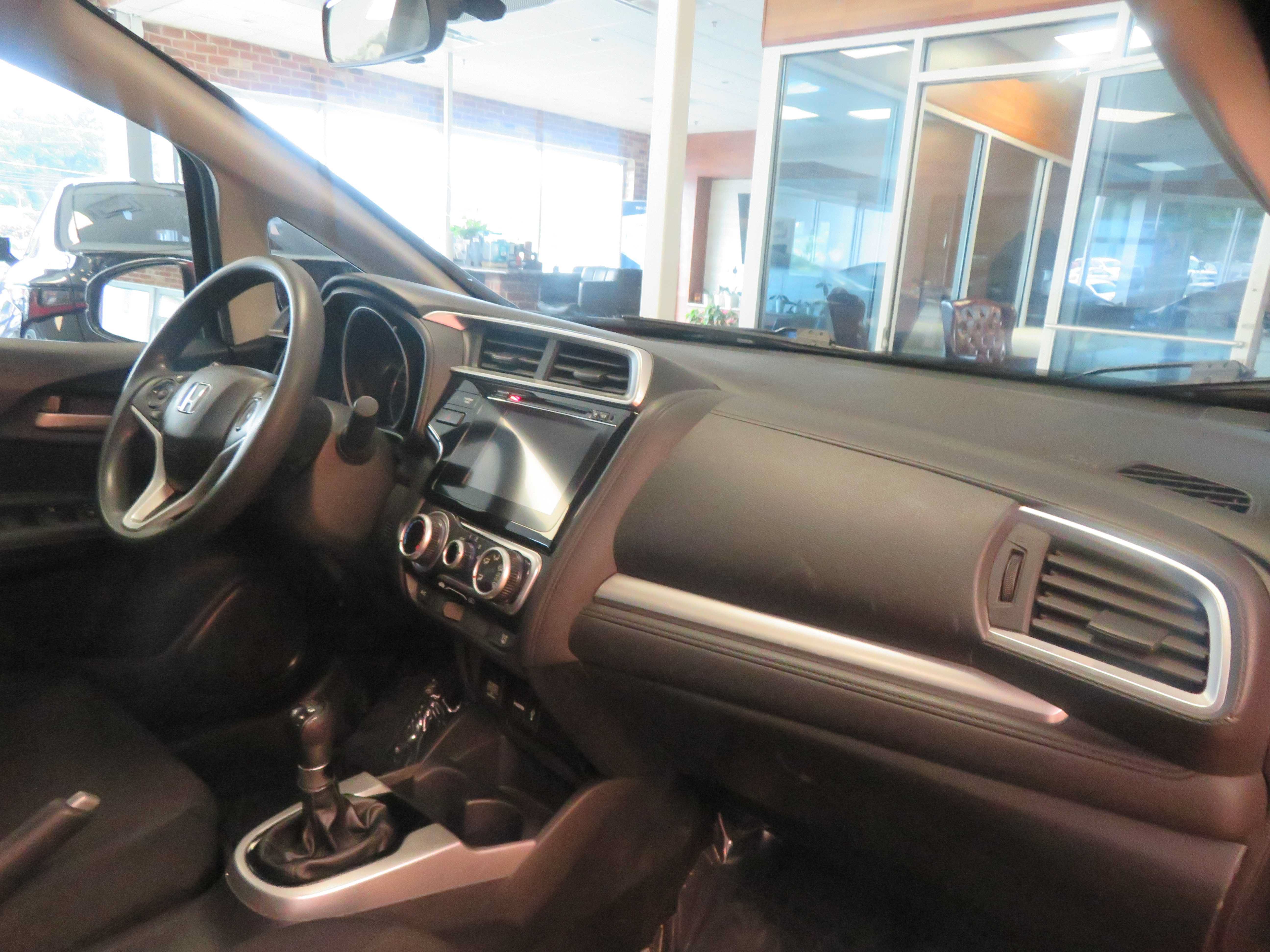 Used 2015 Honda Fit EX image 28
