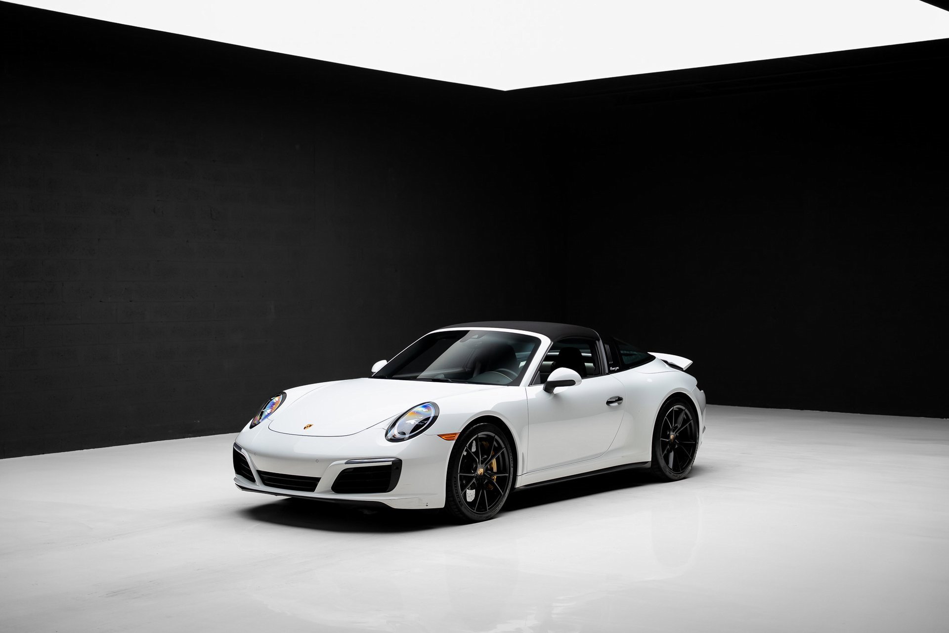 Used 2019 Porsche 911 Targa 4S image 4