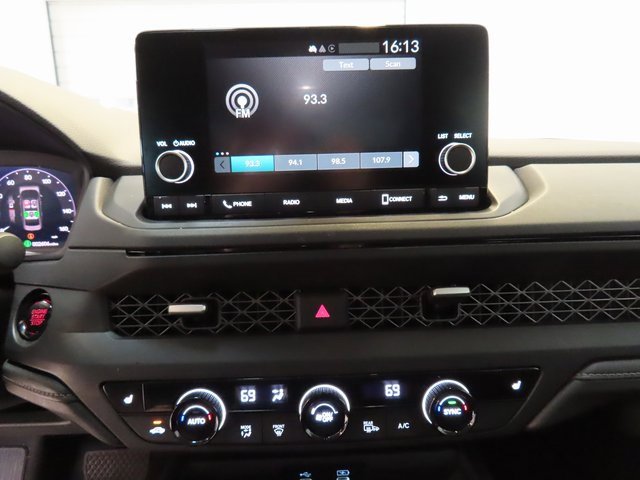 Used 2025 Honda Accord SE image 24