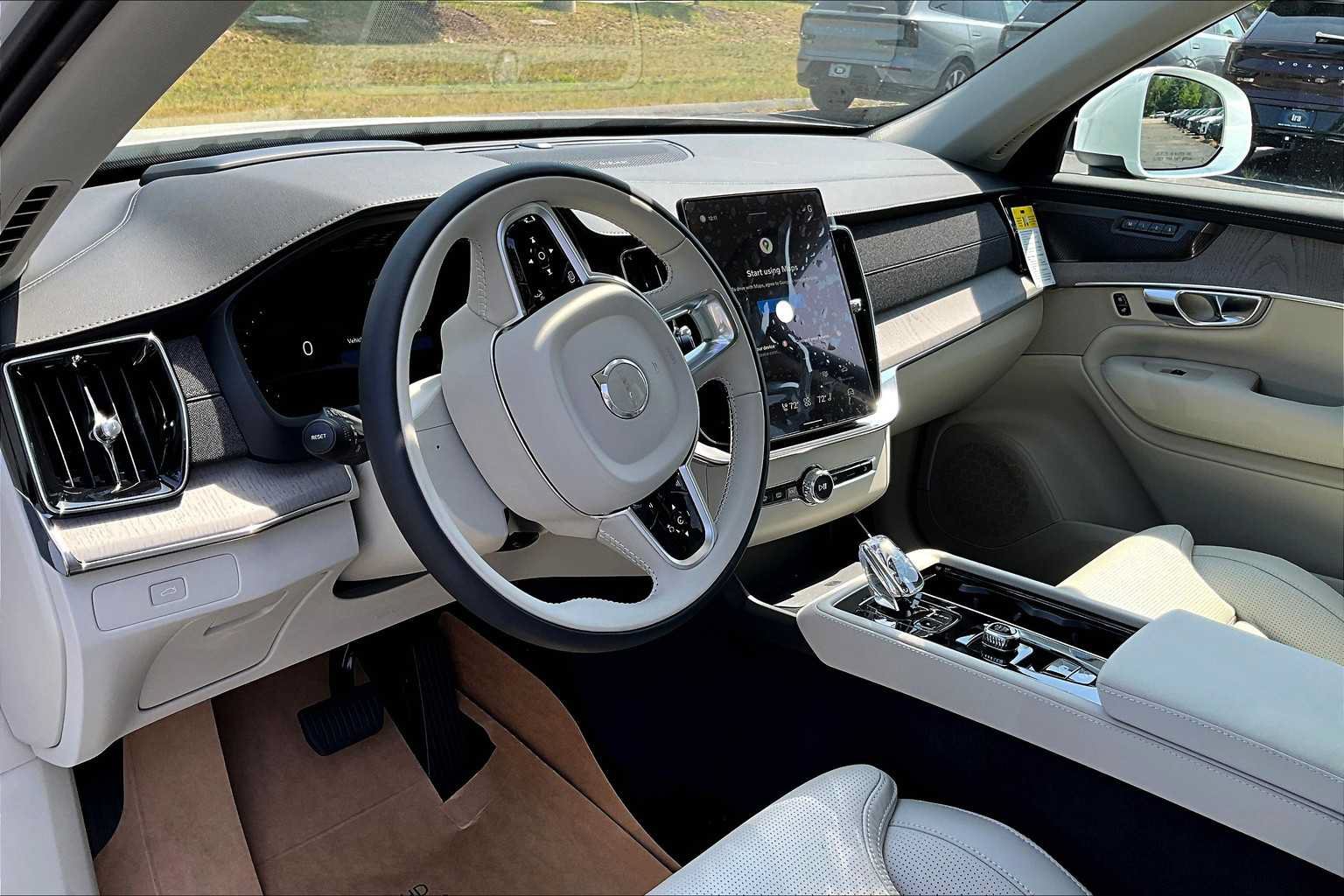 New 2026 Volvo XC90 B6 Ultra w/ Protection Package AWD/4WD image 9