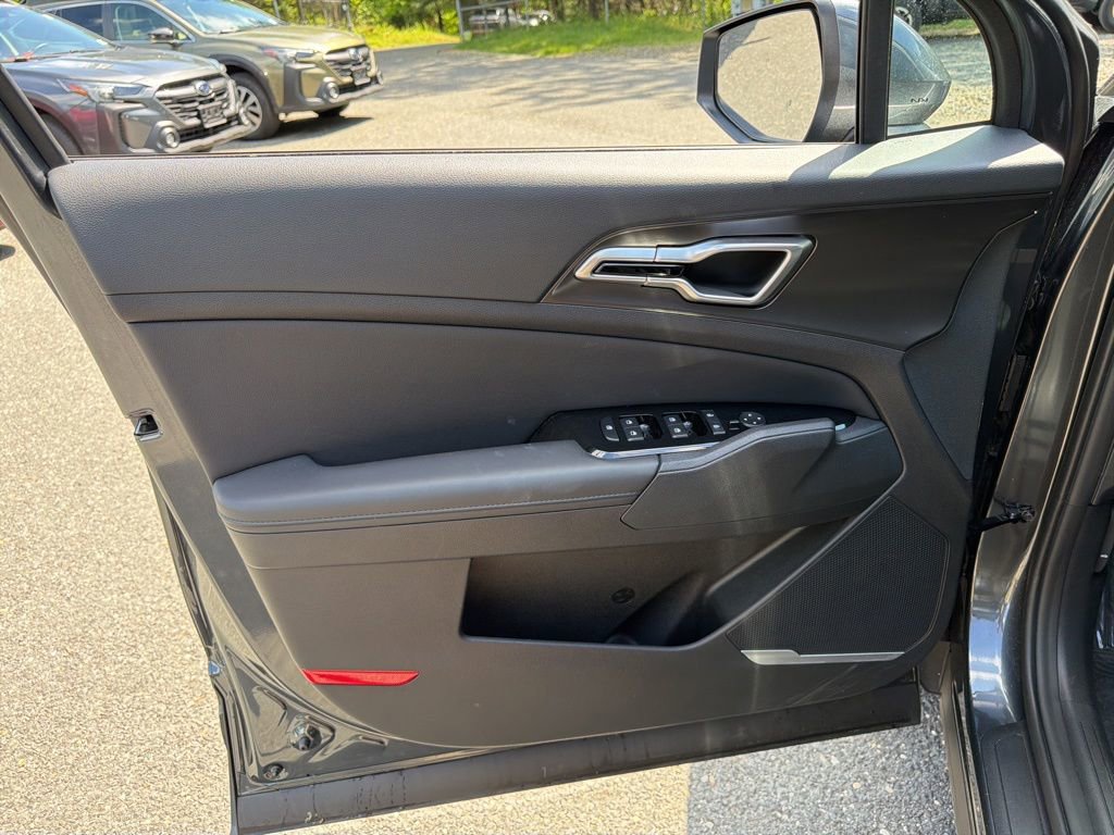 Used 2023 Kia Sportage EX FWD image 16
