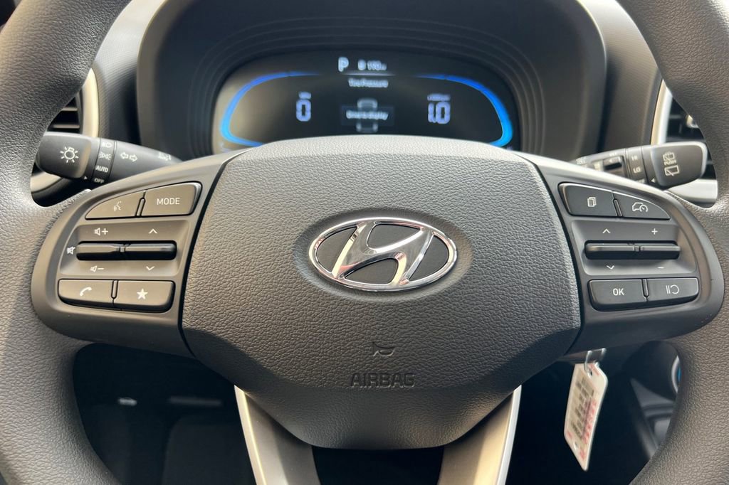 New 2026 Hyundai Venue SE image 20