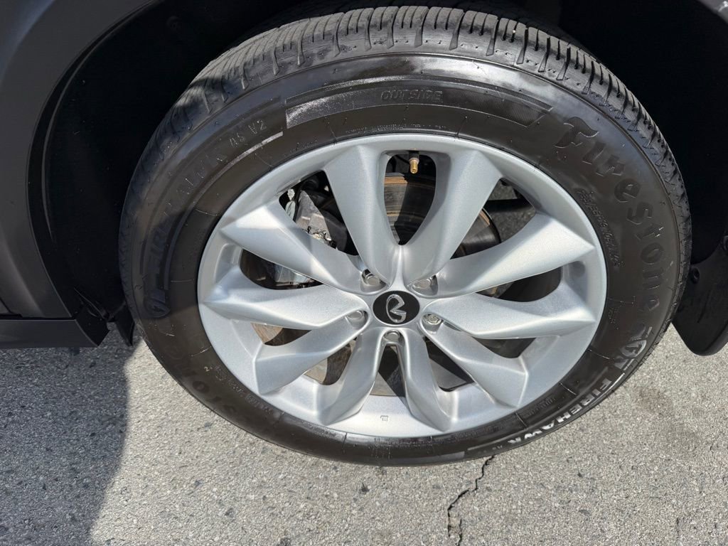 Used 2022 INFINITI QX50 Essential image 11