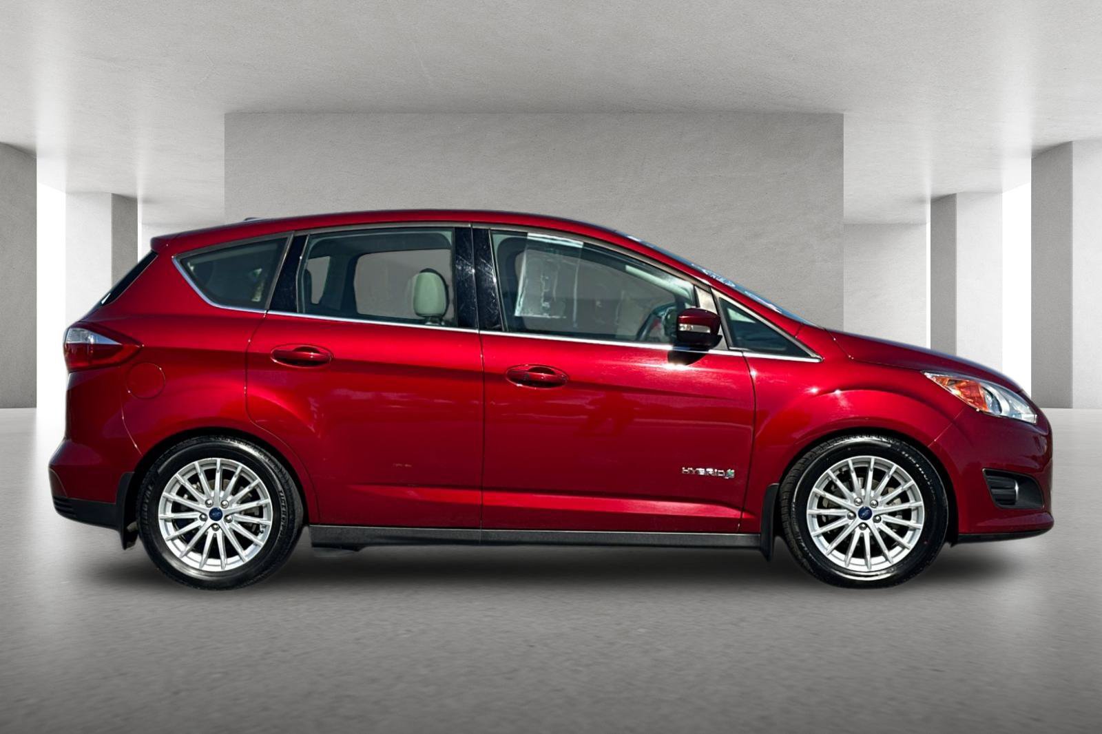 Used 2014 Ford C-MAX SEL w/ Equipment Group 302A FWD image 3