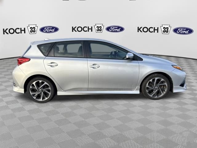 Used 2018 Toyota Corolla iM image 8