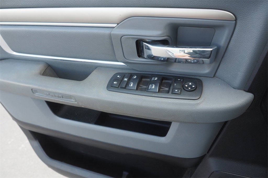 Used 2018 RAM 2500 Big Horn image 16