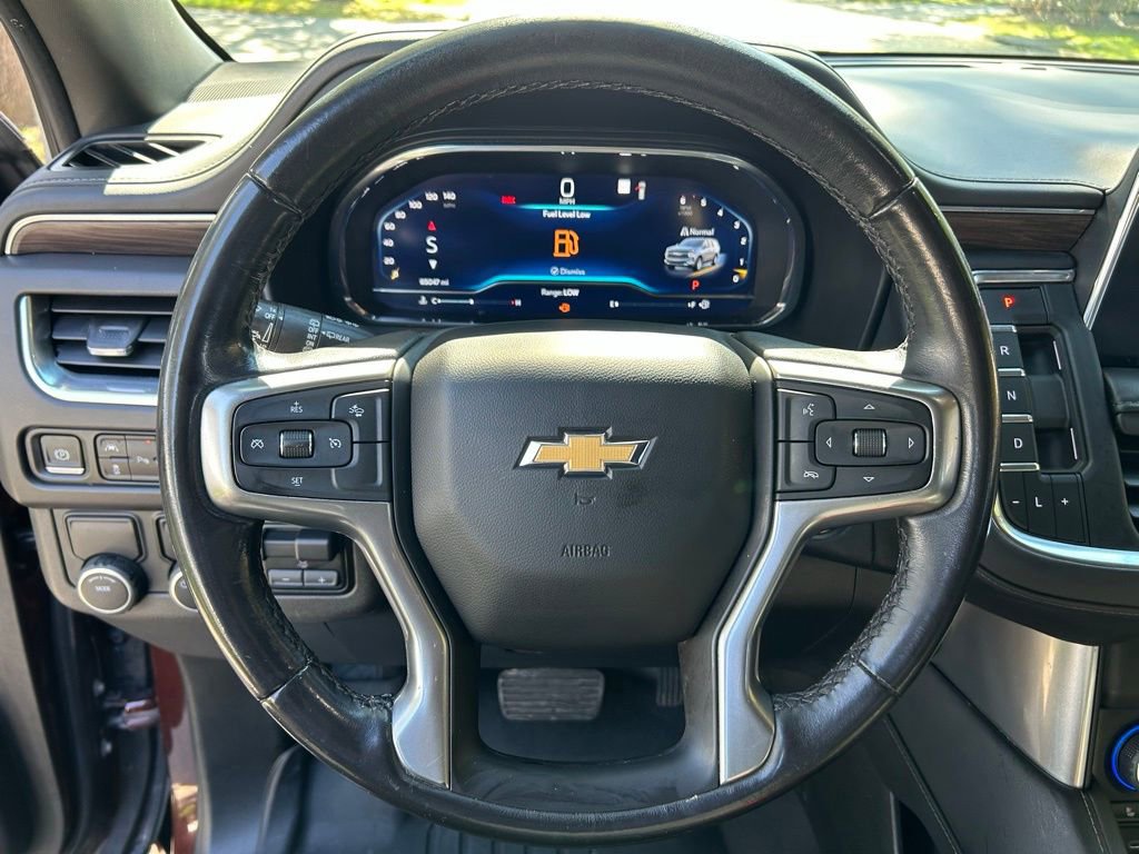 Used 2022 Chevrolet Suburban LT w/ Max Trailering Package image 18