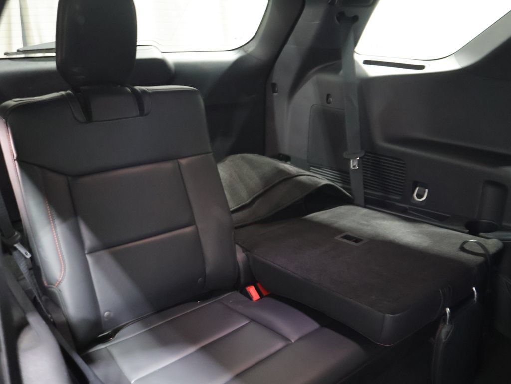 Used 2025 Ford Explorer ST-Line AWD/4WD image 22