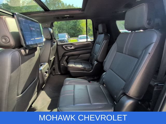 Used 2022 Chevrolet Suburban RST w/ Luxury Package AWD/4WD image 26