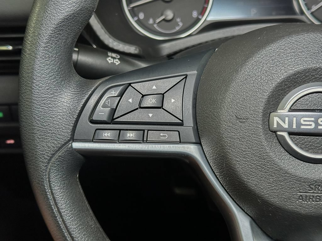 Used 2024 Nissan Sentra SV FWD image 30