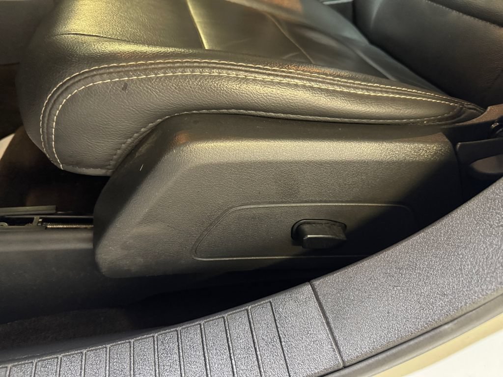 Used 2015 Jeep Patriot High Altitude AWD/4WD image 13