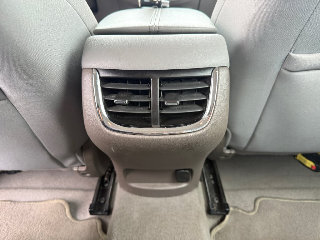 Used 2022 Chevrolet Malibu LT FWD image 36