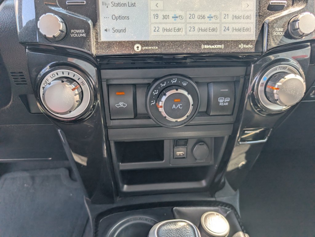 Used 2020 Toyota 4Runner TRD Off-Road AWD/4WD image 16