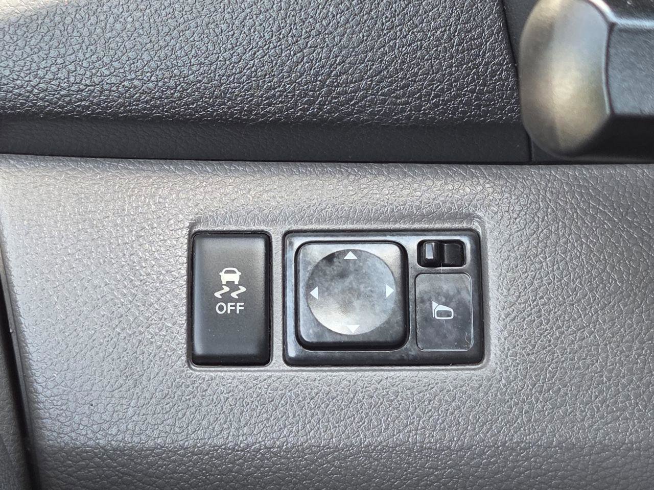 Used 2017 Nissan NV200 SV w/ Technology Package FWD image 28